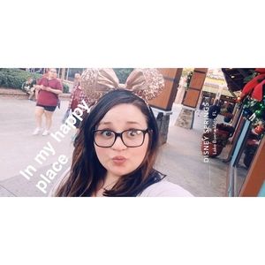 Meet your Posher, Kaitlyn